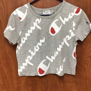 Show off some sexy abs in this champion logo crop top size small Like new